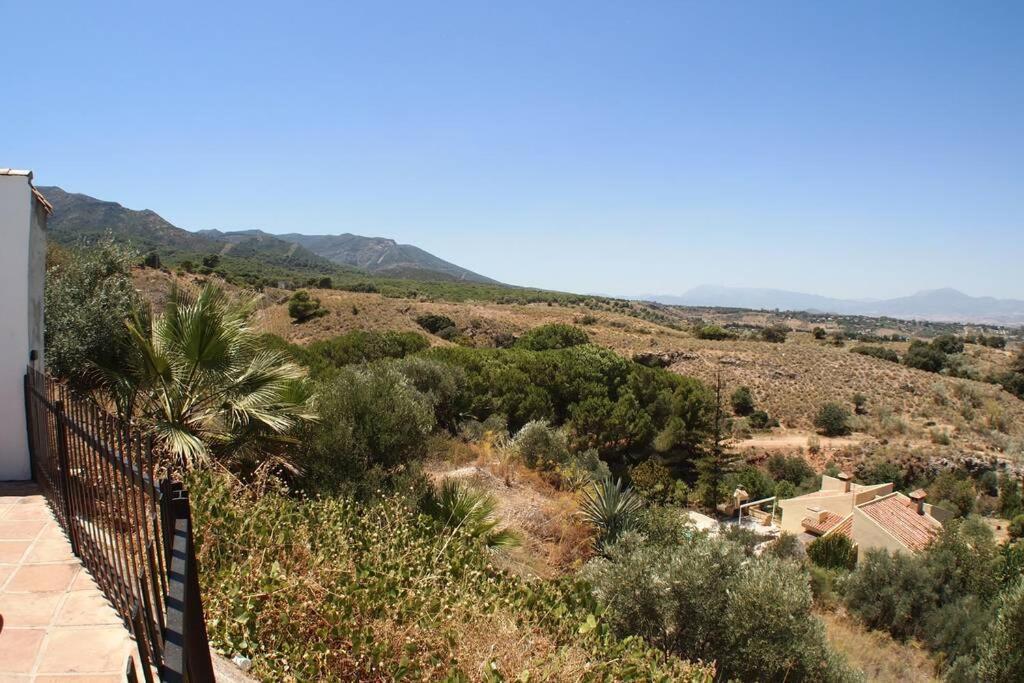 Preciosa Villa Con Gran Piscina Y Fabulosas Vistas Alhaurín de la Torre Buitenkant foto